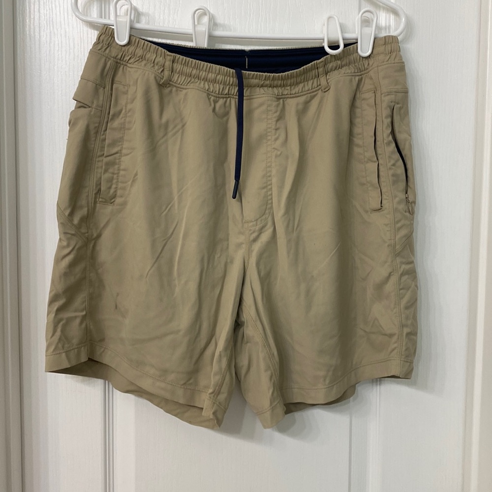 Birddog broomstick mens large shorts. Khaki With navy inner short.